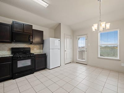 Bathroom at 172 Lake Gln - 3 bed 2 bath home