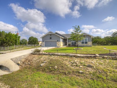 Kitchen at 1720 Rocky Ridge LOOP - 3 bed 2 bath home