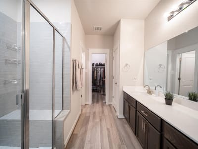 Photo 5 - 17202 Crane Fly DR Unit #A Photo 5 of 16 at 17202 Crane Fly DR Unit #A - 4 bed 2 bath home
