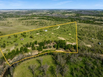 Primary bedroom at 1721 County Road 429 - n/a, Rockdale, TX