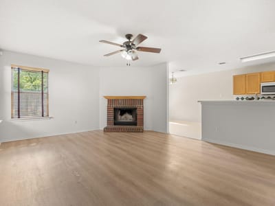 Property photo 5 at 1721 Fairweather WAY - 4 bed 2 bath home