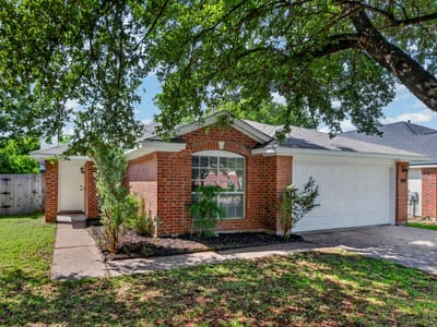 Property photo 3 at 17213 Bushmills Rd - 3 bed 2 bath home