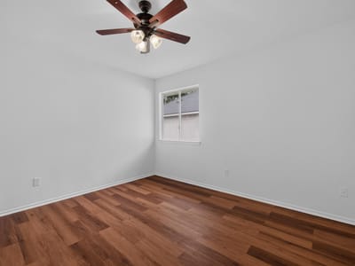 Property photo 5 at 17213 Bushmills Rd - 3 bed 2 bath home