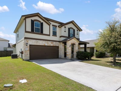 Living area at 17221 Brittle Ln - 4 bed 3 bath home