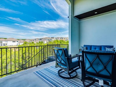 Property photo 3 at 1725 Sunset Vista CV - 4 bed 4 bath home