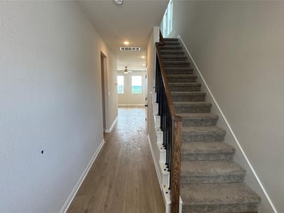 Bathroom at 174 Ranier WAY - 5 bed 3 bath home