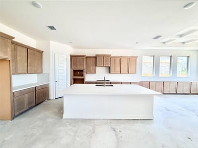 Property photo 5 at 1740 Scenic Heights LN - 4 bed 3 bath home
