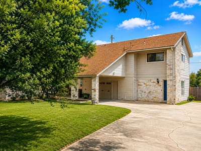 Property photo 3 at 1741/1743 Horseshoe CIR - Creek Bend Ph I, Round Rock, TX