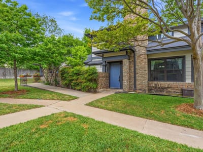 Living area at 1748 Ohlen RD Unit #24 - 2 bed 2 bath home