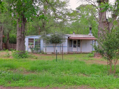 Living area at 175 Ash St - Lake Bastrop Estates Un 3, Bastrop, TX