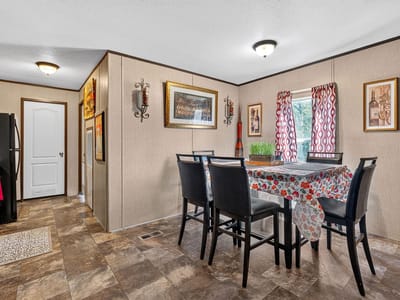 Photo 4 of 19 at 175 Las Estancias DR - 3 bed 2 bath home