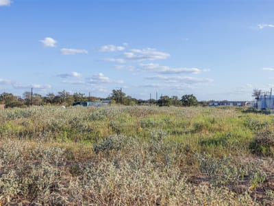 Primary bedroom at 175 Romberg Rd - Tumbleweed Estates Sub, Dale, TX