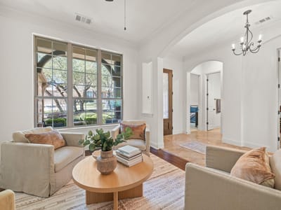 Living area at 17501 Wildrye DR - 4 bed 4 bath home