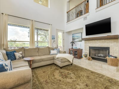 Living area at 17517 Panorama Dr - 3 bed 2 bath home