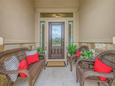 Living area at 1753 Summit Crossing Ln - 3 bed 3 bath home