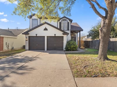 Living area at 17536 Bishopsgate Dr - 3 bed 2 bath home