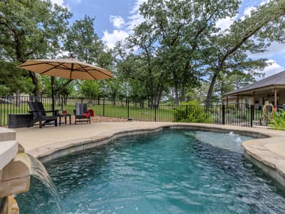 Living area at 176 Cassel WAY - 3 bed 2 bath home