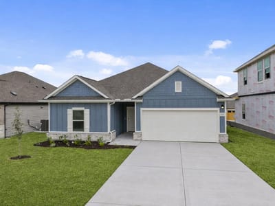 Living area at 176 Wind Hill - 4 bed 3 bath home