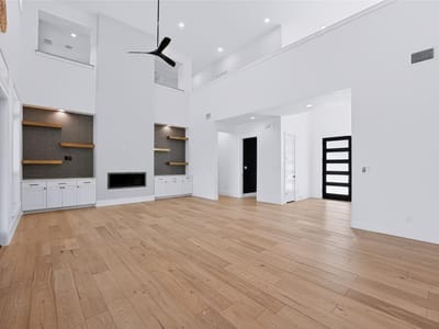 Property photo 4 at 17600 Regatta View DR - 5 bed 4 bath home