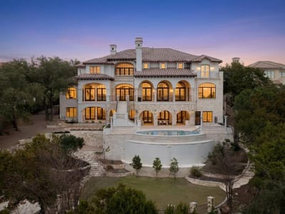 Property photo 2 at 17607 Breakwater DR - 6 bed 7 bath home