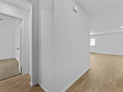 Property photo 2 at 177 Bardwell WAY - 5 bed 2 bath home