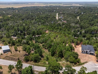Property photo 5 at 177 Koloiki LN - Tahitian Village, Bastrop, TX