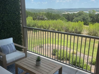 Living area at 17700 Edgewood WAY Unit #202 - 3 bed 2 bath home