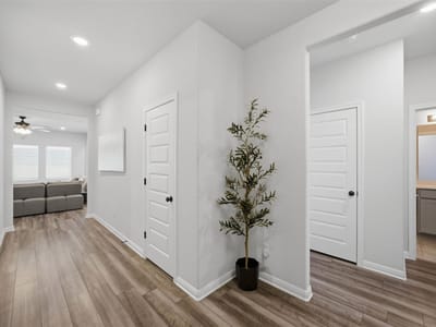 Property photo 5 at 17701 Zinfandel DR - 3 bed 2 bath home