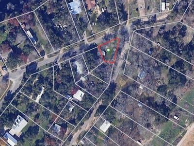 Photo 4 of 7 at 17709 Sandy LN - Jonestown, Jonestown, TX