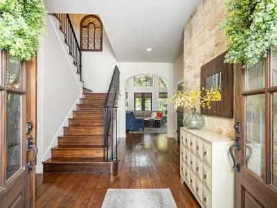Living area at 1771 Edgewater FLS - 4 bed 4 bath home