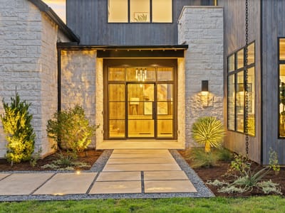 Photo 5 of 39 at 1779 Grande View TRL - 5 bed 4 bath home
