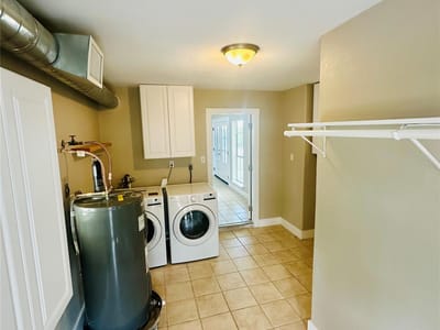Property photo 5 at 178 Mary Ann DR - 3 bed 2 bath home