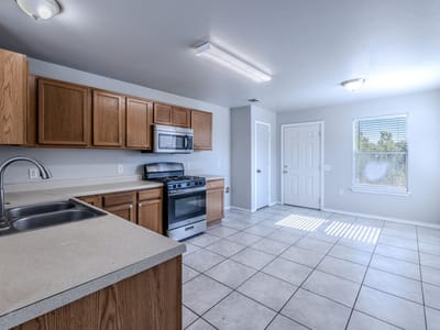 Property photo 5 at 17808 Golden Valley DR - 3 bed 2 bath home