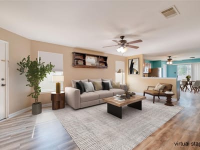 Property photo 4 at 17813 Honey Locust LN - 4 bed 2 bath home