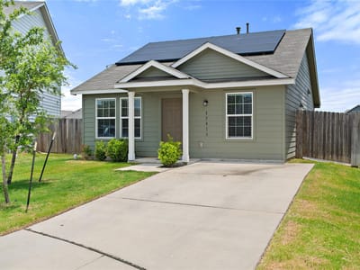 Living area at 17813 Willacy CV - 2 bed 1 bath home