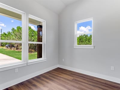 Living area at 179 Rosebud Ranch Rd - 4 bed 3 bath home
