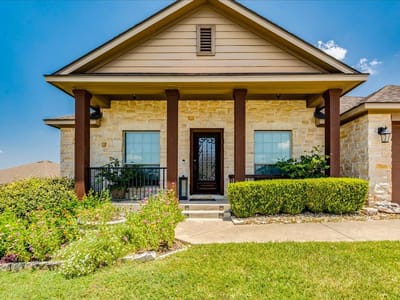 Property photo 4 at 17912 Linkhill DR - 4 bed 2 bath home