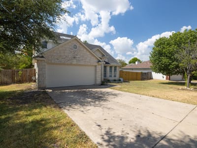 Property photo 2 at 18 Azalea DR - 3 bed 2 bath home