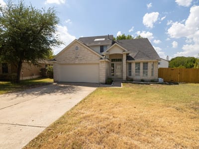 Property photo 3 at 18 Azalea DR - 3 bed 2 bath home