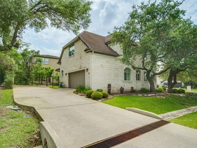 Kitchen at 18 Glenway DR - 3 bed 2 bath home