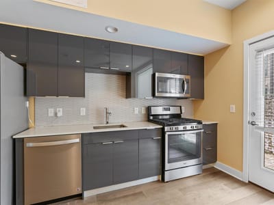 Photo 5 of 17 at 1800 E 4th ST Unit #223 - 1 bed 1 bath home