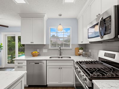 Kitchen at 1800 Hollow Ridge Dr - 3 bed 2 bath home