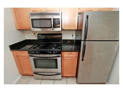 Primary bedroom at 1800 Lavaca St Unit #204 - 1 bed 1 bath home
