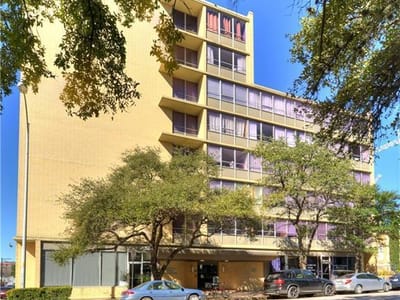 Living area at 1800 Lavaca St Unit #A806 - 2 bed 1 bath home