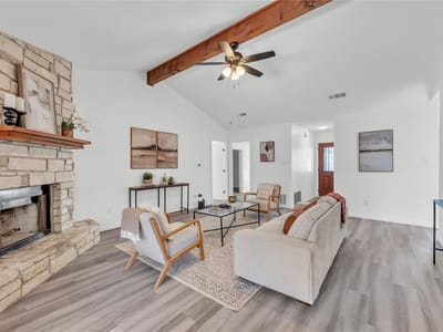 Living area at 1800 Tamra CT - 4 bed 2 bath home