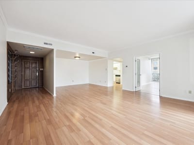 Living area at 1801 Lavaca St Unit #2D - 1 bed 1 bath home