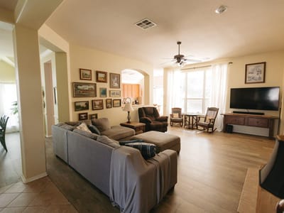 Property photo 4 at 1801 Vintage DR - 4 bed 2 bath home