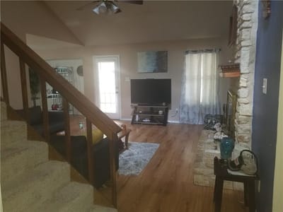 Property photo 5 at 1802 Wagon Gap Dr - 3 bed 2 bath home