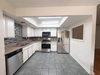 Property photo 2 at 1803 Frontier TRL - 3 bed 2 bath home