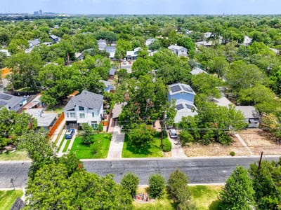 Property photo 3 at 1804 Piedmont Ave - 5 bed 3 bath home
